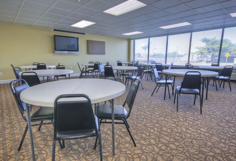 هتل Best Western Plus Ocean City