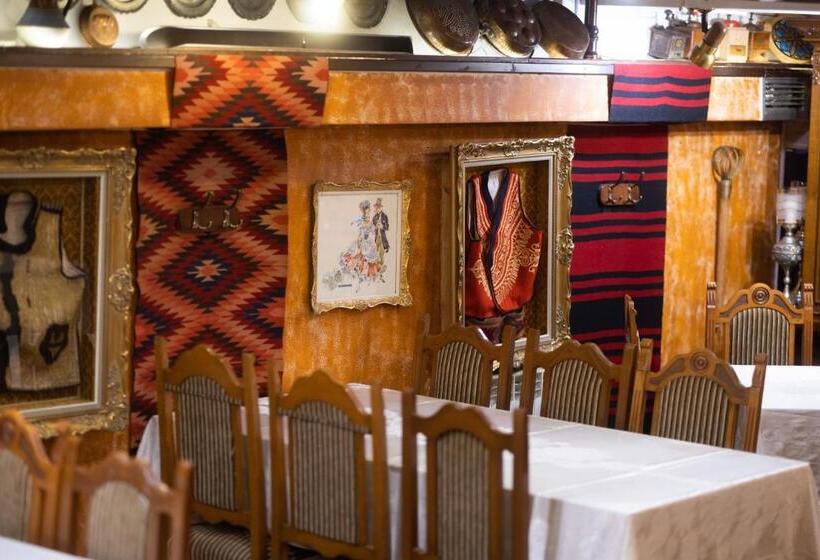 فندق Bujtina Sidheri