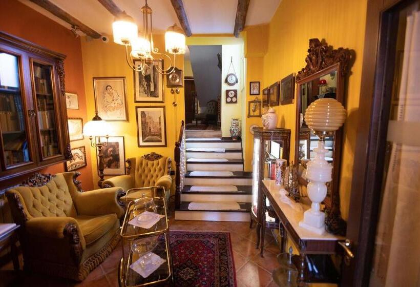 فندق Bujtina Sidheri