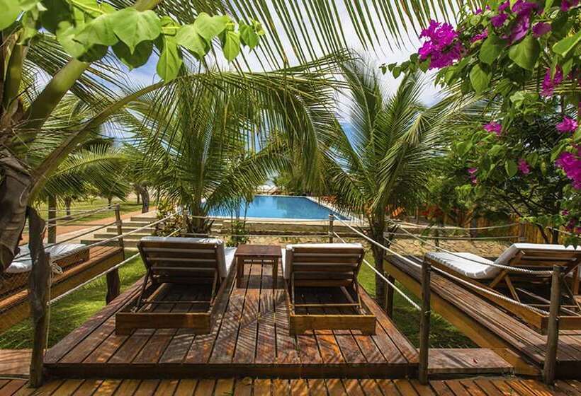 בית מלון כפרי Bungalows & Suites Punta Camarón