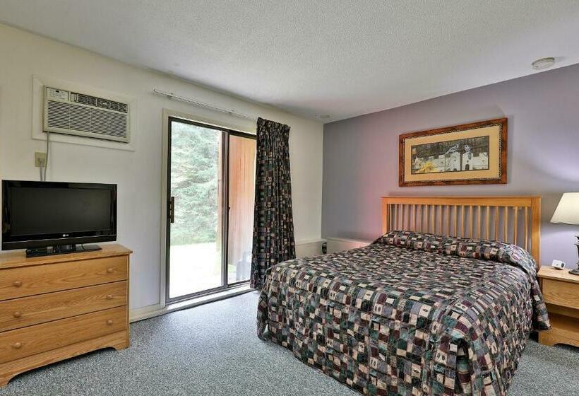 هتل Cedarbrook Queen Studio 107