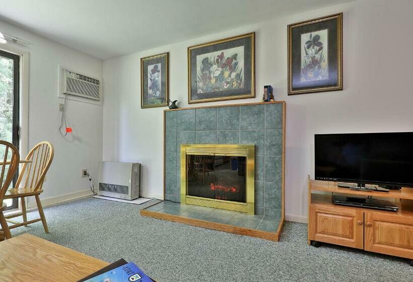 هتل Cedarbrook Queen Suite 109