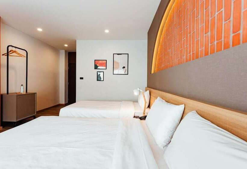 Clay Hotel Udonthani