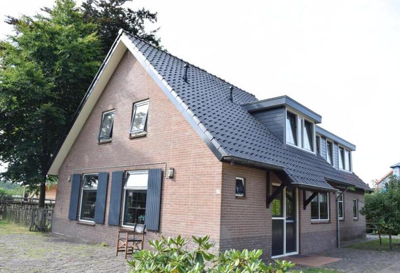 호텔 Groepsboerderij 20 Pers