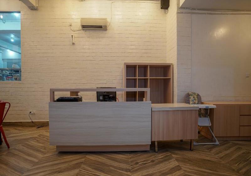 Отель Oyo 1270 Residence 8