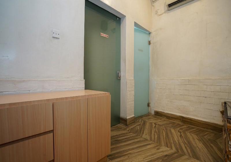 Отель Oyo 1270 Residence 8