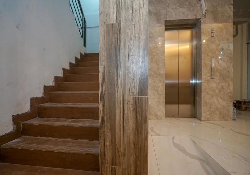 Отель Oyo 1270 Residence 8