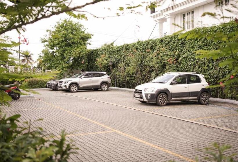 Отель Port Muziris, A Tribute Portfolio