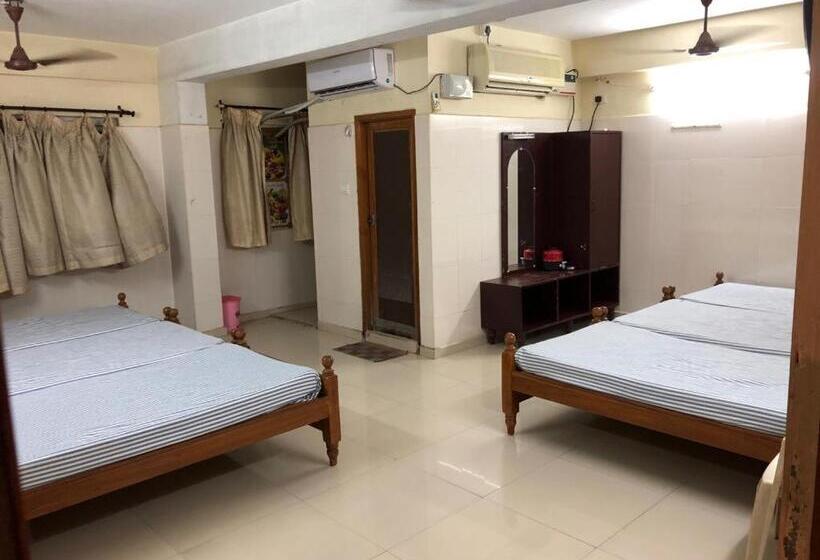 Отель Temple View Annex