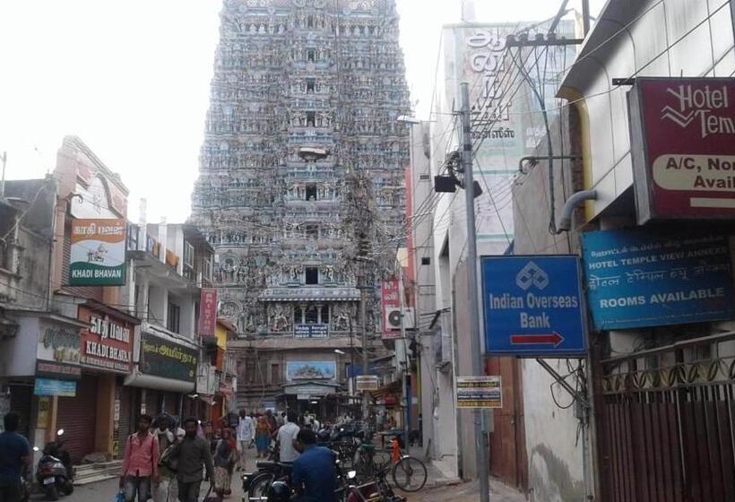 Отель Temple View Annex