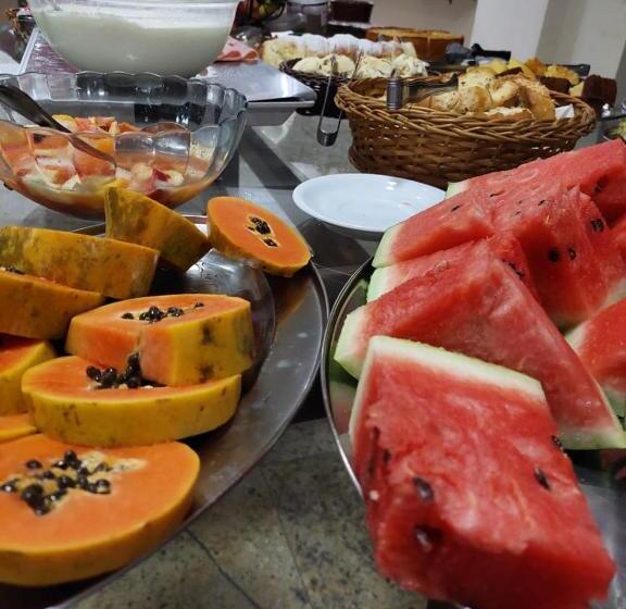 Londres Royal Hotel Cama De Alvenaria