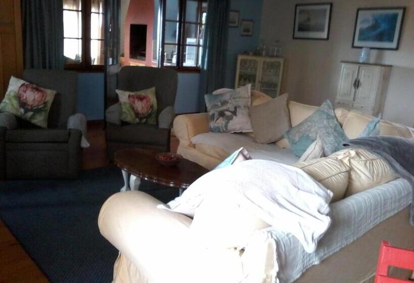 پانسیون A1bay View Collection Cottage & Apartment Sea Facing