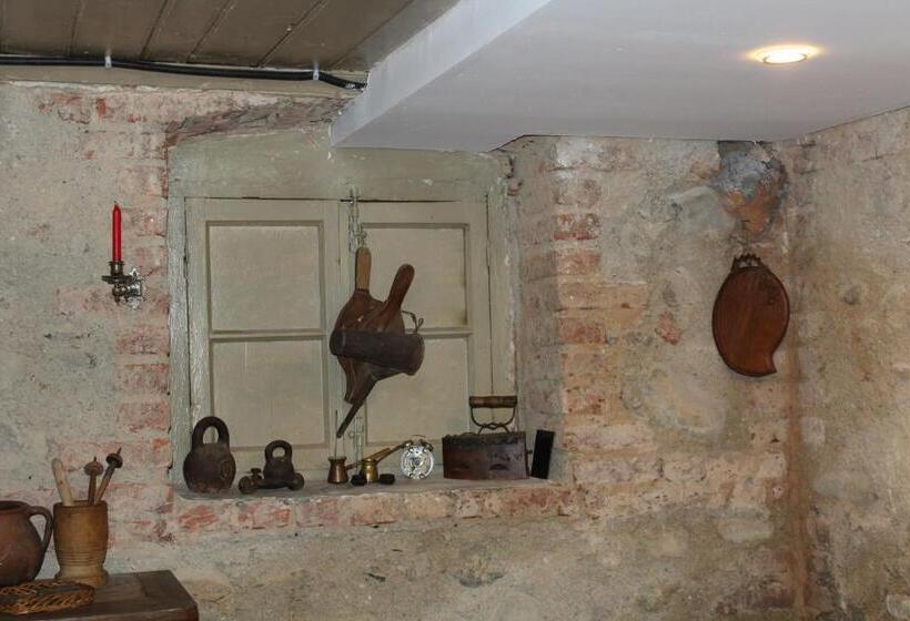 پانسیون Guest House Chiko