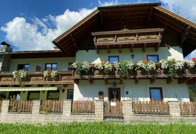 بنسيون Haus Sperleiten