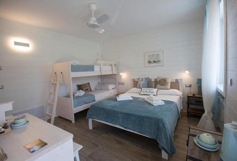 펜션 Laura E Christian   Rooms