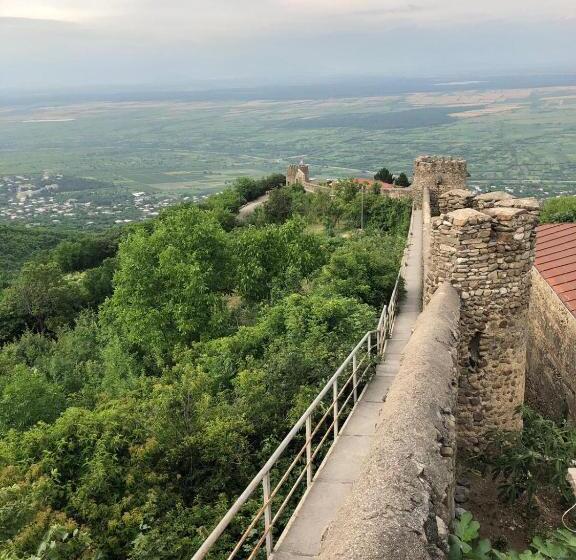 پانسیون Luca Lili