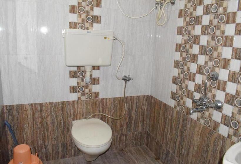 פנסיון Mango Guest House