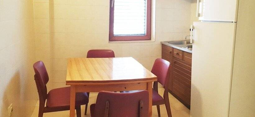 پانسیون Momo Sea View Apartments