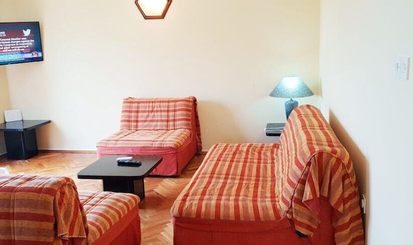 پانسیون Momo Sea View Apartments