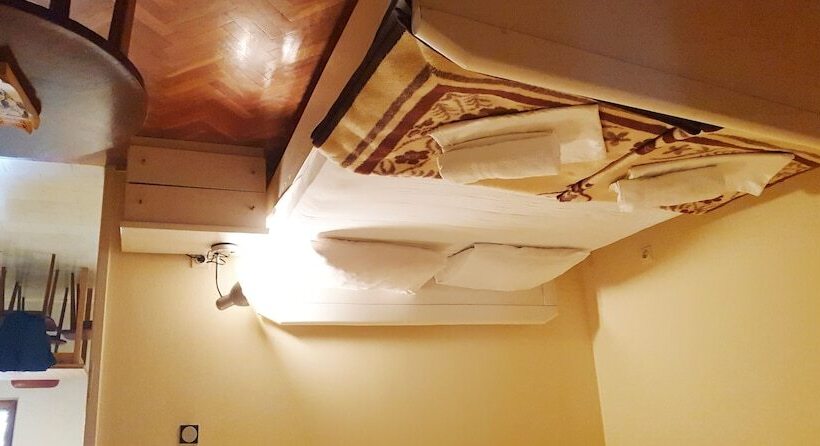 پانسیون Momo Sea View Apartments