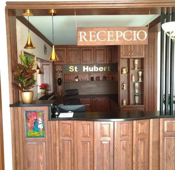 ペンション St. Hubert Vendégház