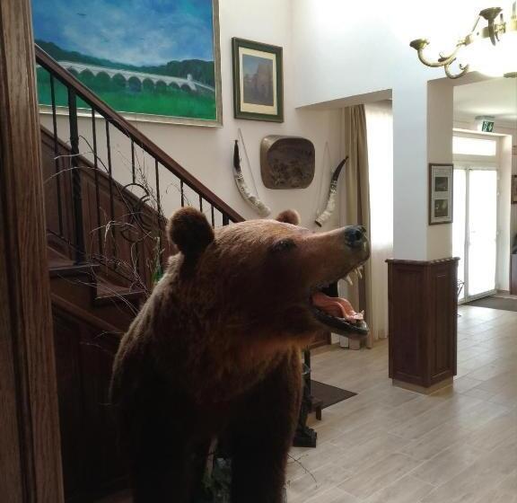 ペンション St. Hubert Vendégház