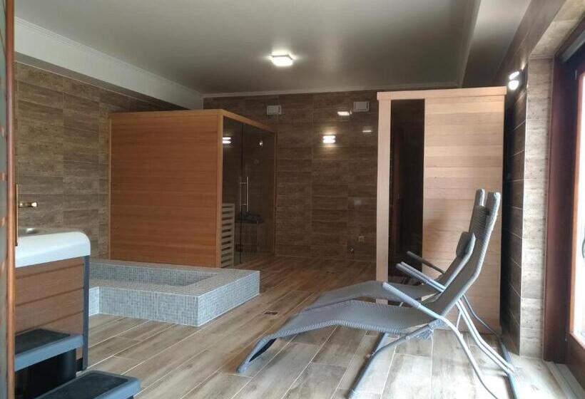 ペンション St. Hubert Vendégház