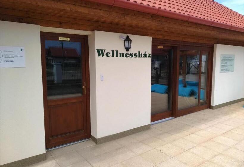 ペンション St. Hubert Vendégház