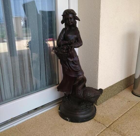 ペンション St. Hubert Vendégház