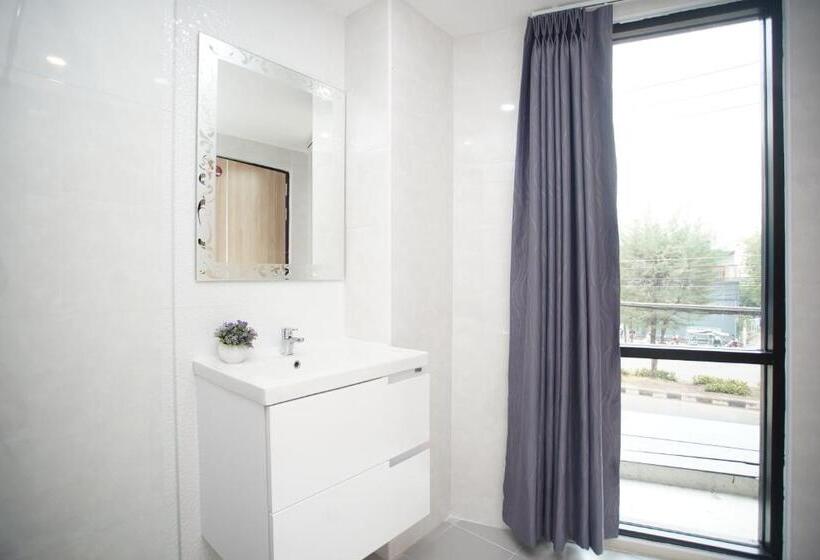 Tisa Hotel Udonthani