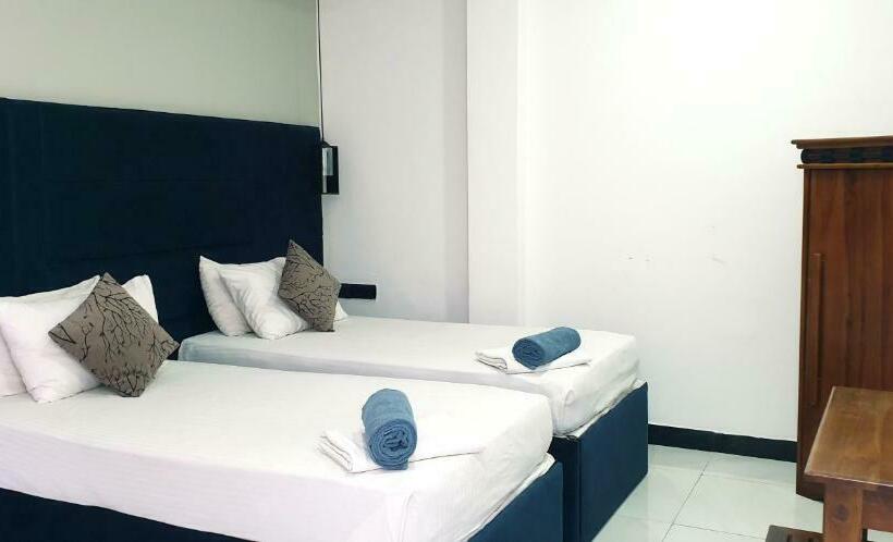 Albergue Kandy Tower Inn