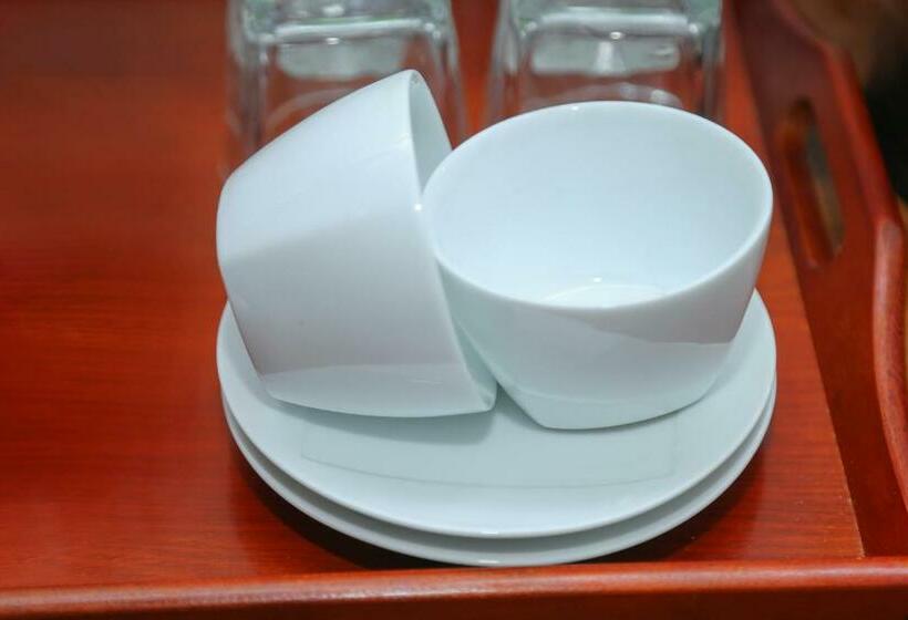 Albergue Kandy Tower Inn