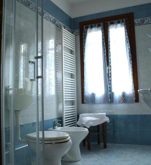 فندق صغير Locanda Della Pescheria