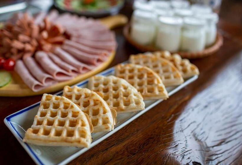 Bai Dinh Garden Resort & Spa