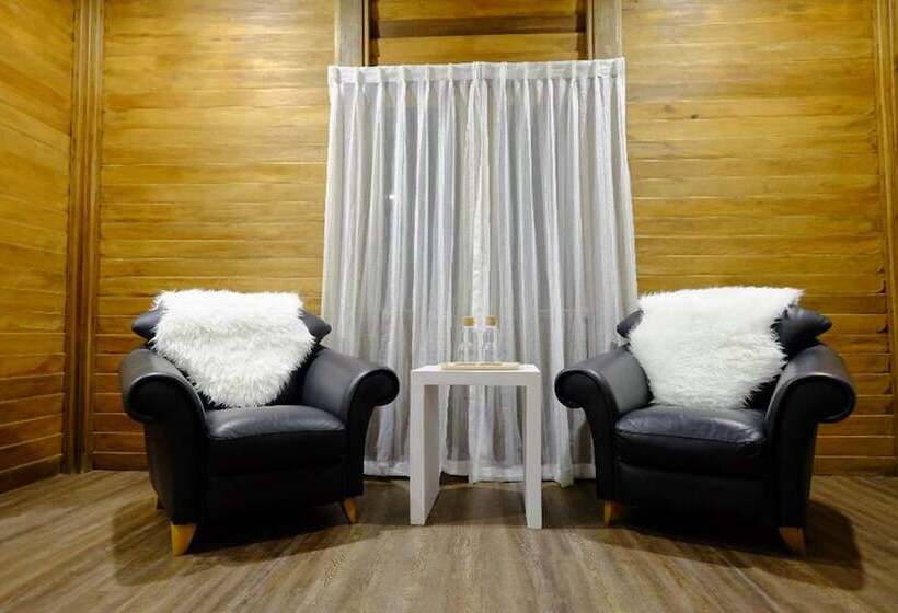 Bayu Lestari Island Resort