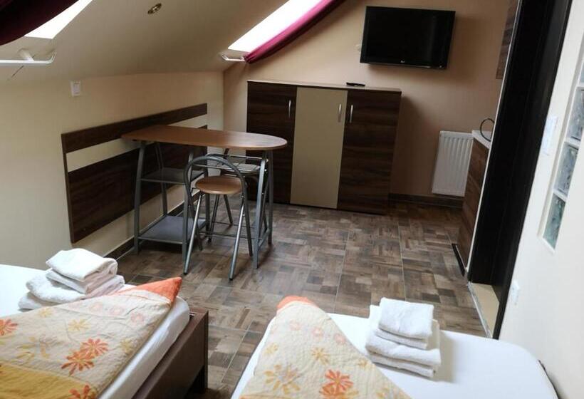 Bed and Breakfast Borostyán Panzió Balatonfüred