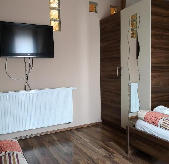 Bed and Breakfast Borostyán Panzió Balatonfüred