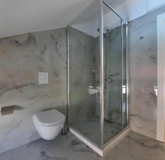 تختخواب و صبحانه Guesthouse Pelivani