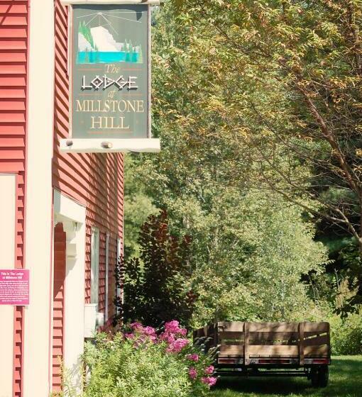 مبيت وإفطار Lodge At Millstone Hill