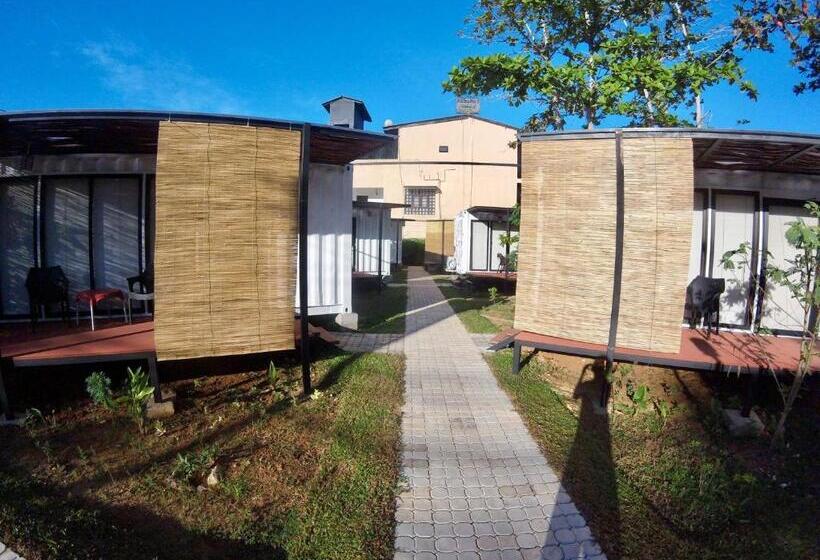 مبيت وإفطار Ma Villa Unawatuna