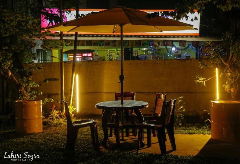 مبيت وإفطار Ma Villa Unawatuna