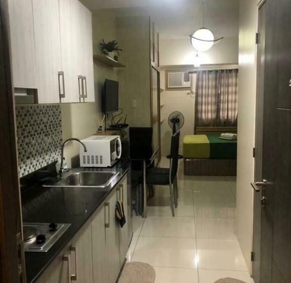 Stays At Green Residences 1 Bedroom With Complimentary Breakfast For 2
