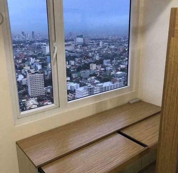 Stays At Green Residences 1 Bedroom With Complimentary Breakfast For 2