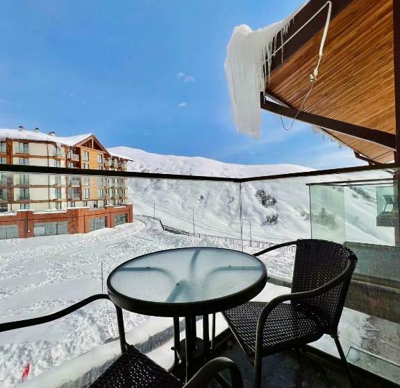 Gudauri New Loft 1 Tophit