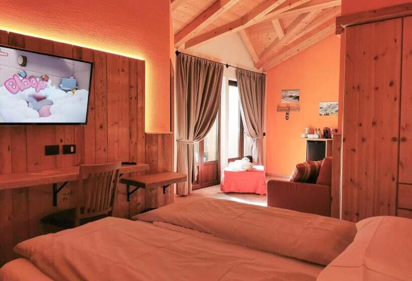 هتل Agriturismo La Poina