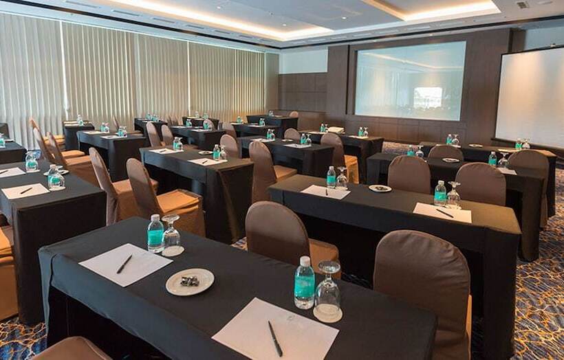 ホテル Astana Wing Riverside Majestic