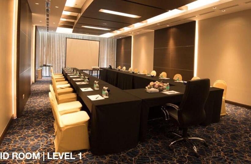 ホテル Astana Wing Riverside Majestic