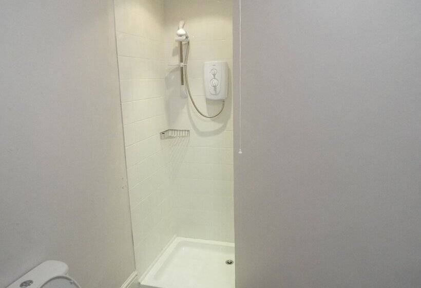 בית מלון כפרי Brookside Lodge