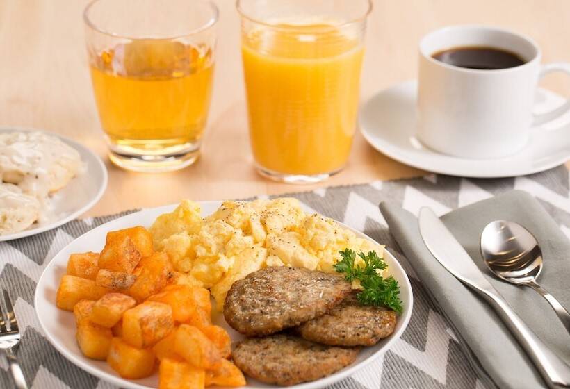 בית מלון כפרי Drury Inn & Suites Cleveland Beachwood