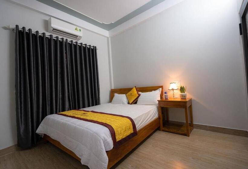 هتل Fami Homestay